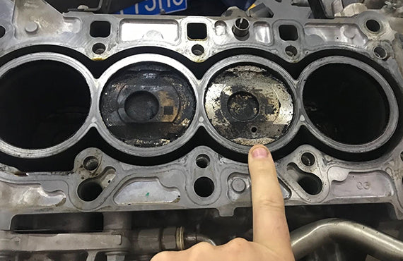 How To Understand The Cause Of Cylinder Head Oil Leakage?